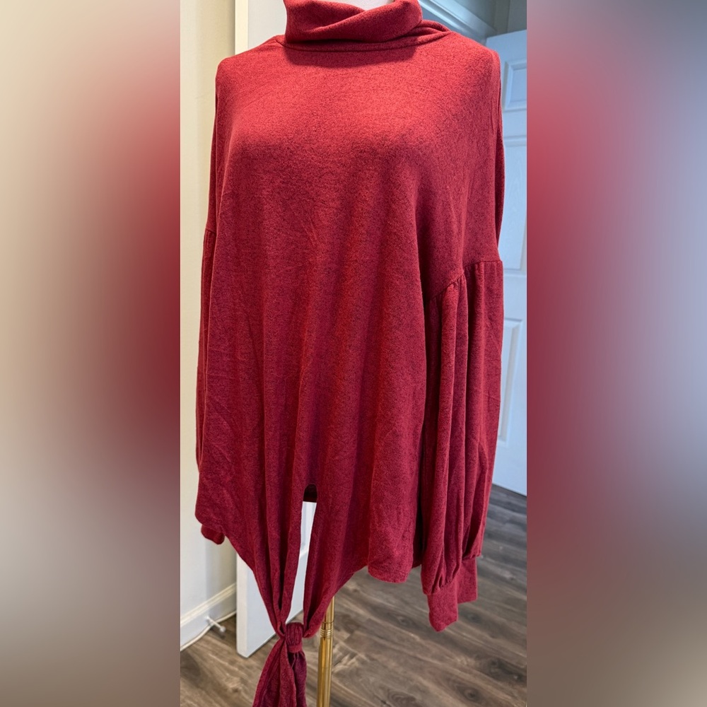 White Birch XL Red Cowl Neck Tie-Front Top – Made in USA